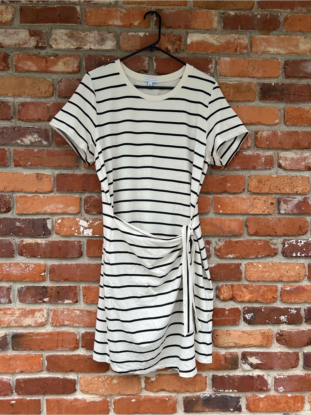 Threads 4 Thought Women’s Striped Tie-Waist Short Sleeve Dress Ivory Black XL